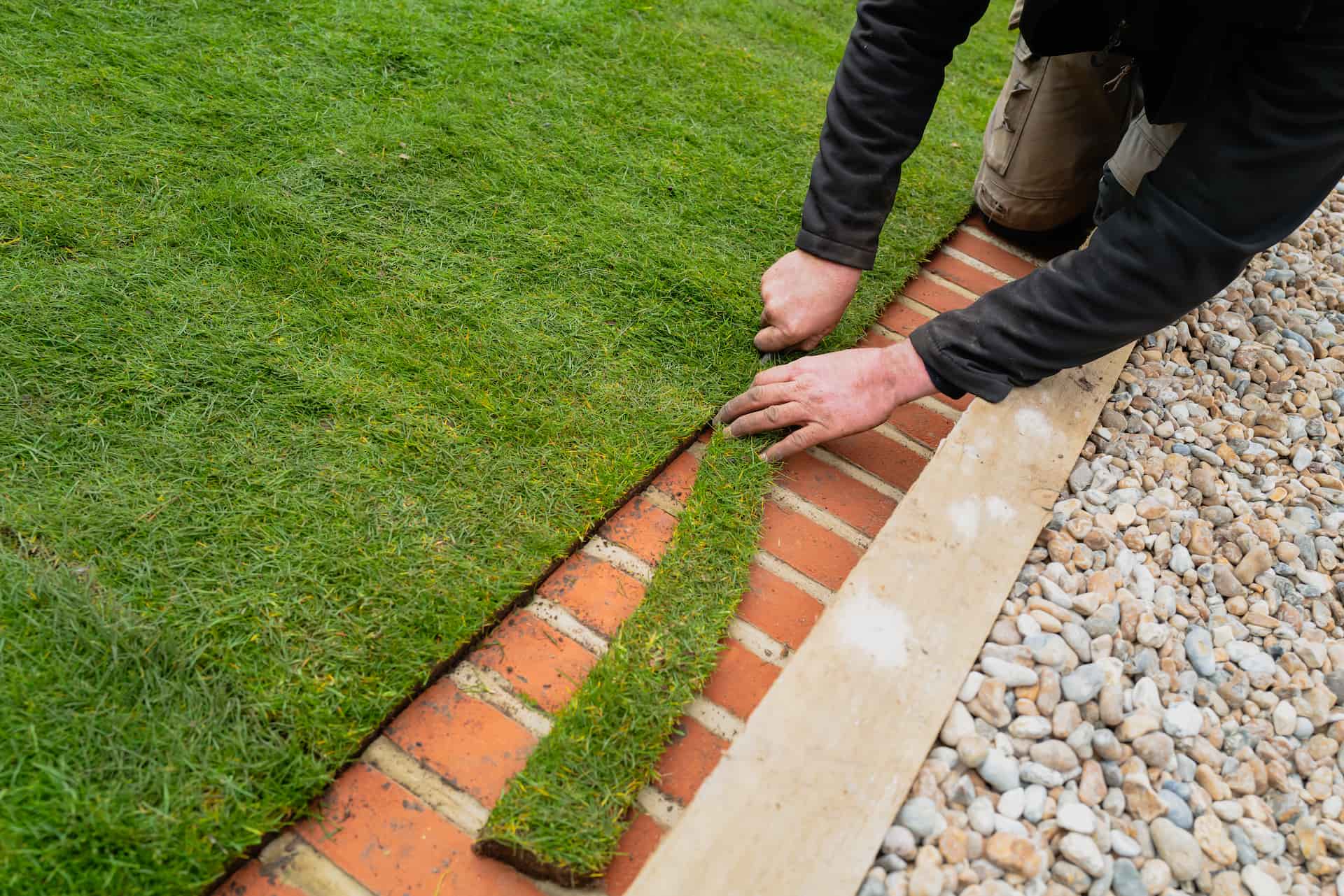 Artificial grass brush Reigate