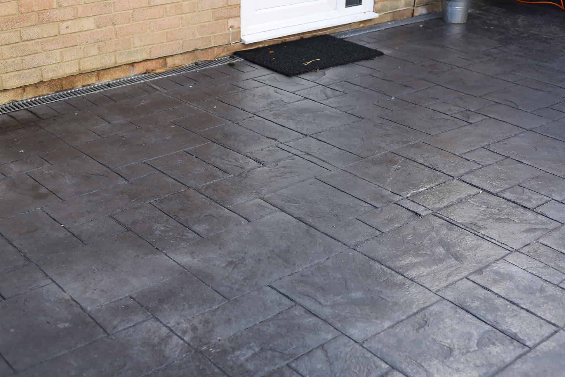 Concrete driveway Leatherhead