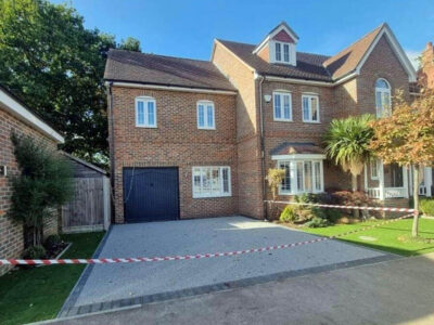 Professional landscapers (7) West Sussex