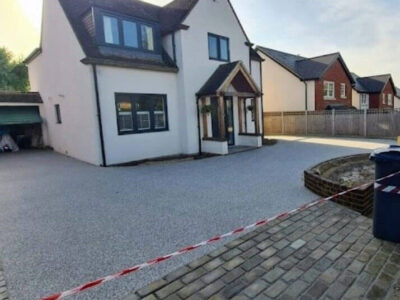 Professional landscapers (8) West Sussex